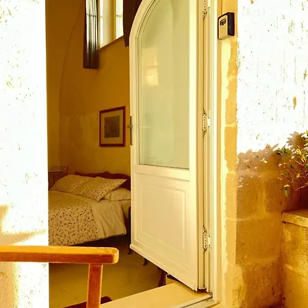 Locus Amoenus-3