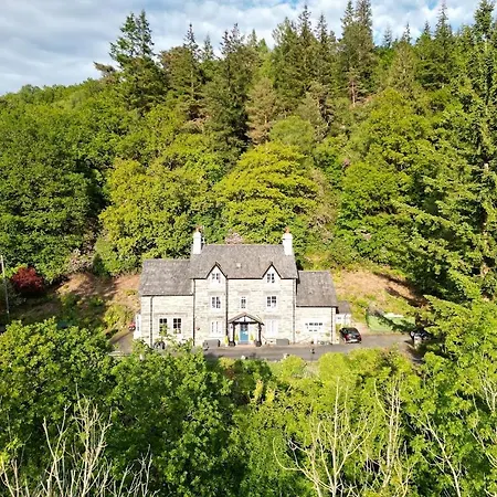Glyntwrog House-3