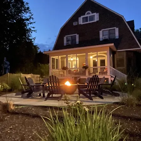White Sails Inn-2