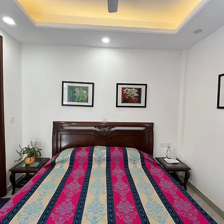 Fully Furnished Comfortable Rooms In Hauz Khas - Woodpecker Apartments-3