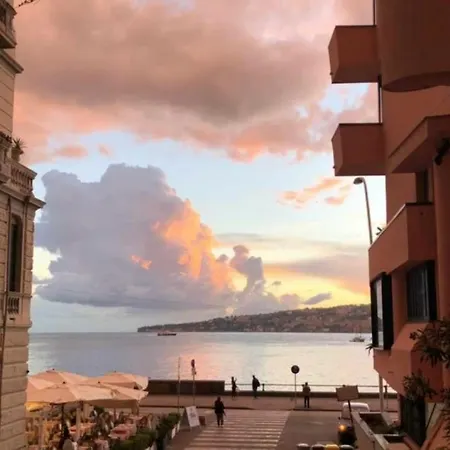 Naples Luxury Suites B&B-2