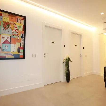Unique Luxury Stay-2