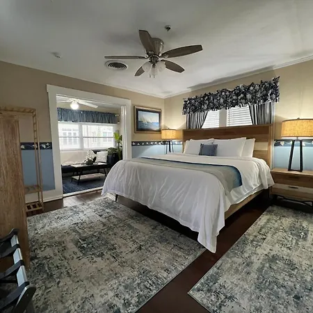 Vinoy House-2