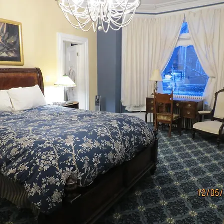 The Roses Heritage Inn-3