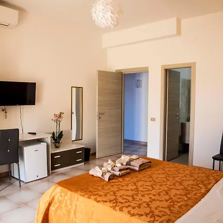 Blu Mare Lampedusa Bed And Breakfast-2