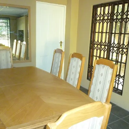 Royal Guest House-2