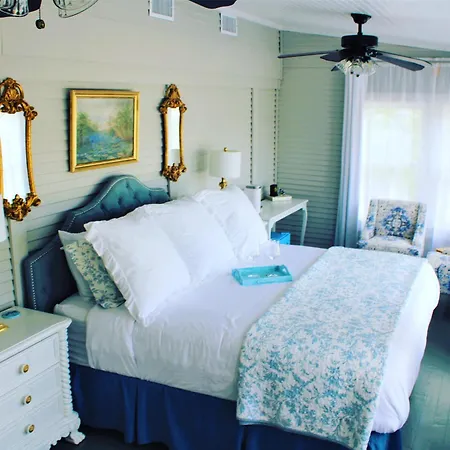 Dabbs Hotel Bed And Breakfast-3