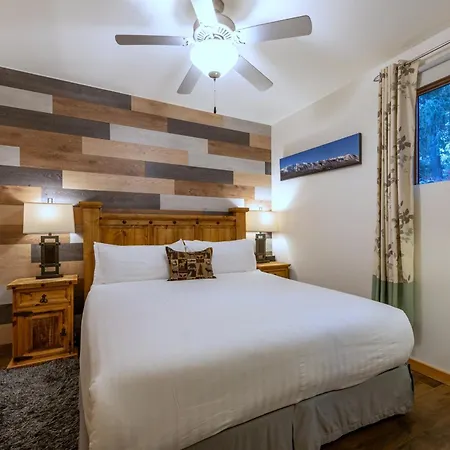 Canyon Ridge Lodge-2