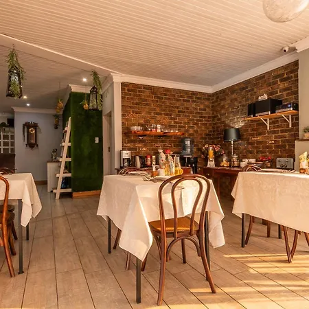 Diamond Rose Guest House-3