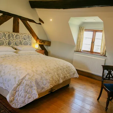 Huntlands Farm Bed & Breakfast-3