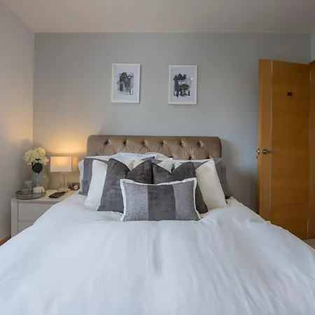 Seren Las, Tenby-3
