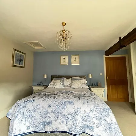 Eagle House - Award Winning B&B And Apartment-3