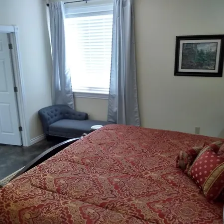 Swantown Inn-2
