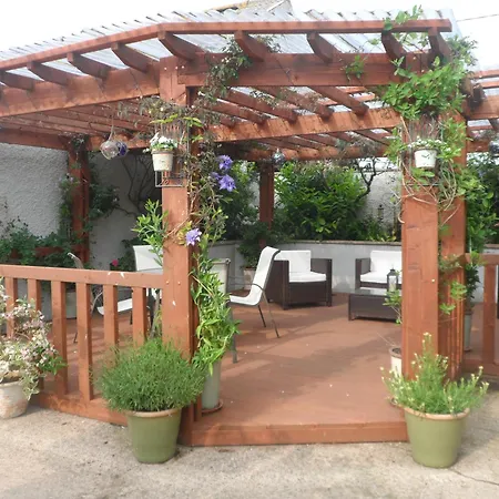Midtown Farm Bed & Breakfast-2