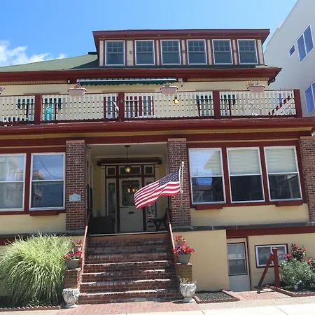 Carisbrooke Inn Bed & Breakfast-2