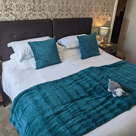 Avondale Guest House-2