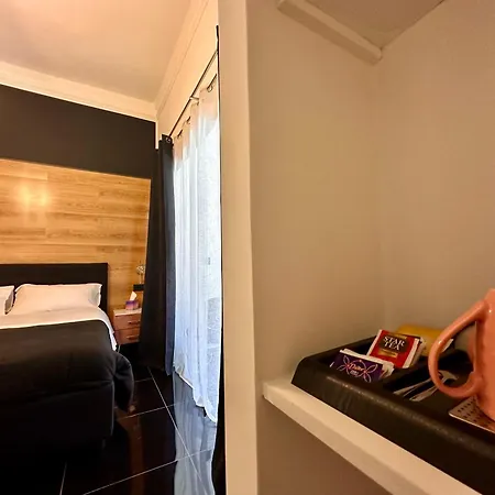 Elegance Rooms Spaccanapoli-2