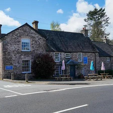 The Bluebell Country Inn, Crickhowell-3
