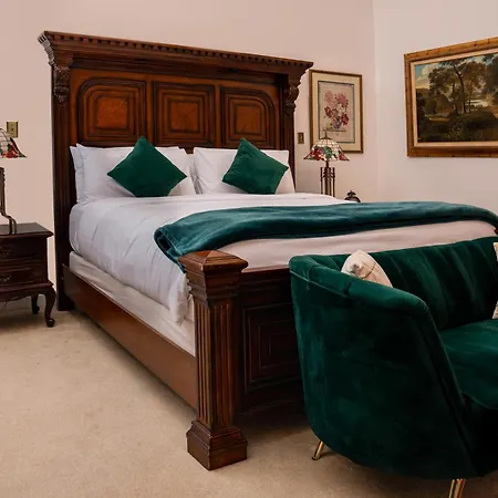 Stone Manor Boutique Inn-3