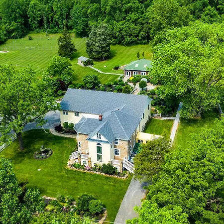 Stone Manor Boutique Inn-2
