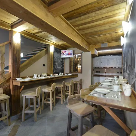 Mollino Rooms-2