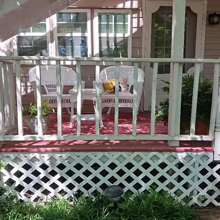 Rosemont B&B Cottages-2