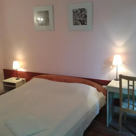 Bed Breakfast Hotel Budapest-3