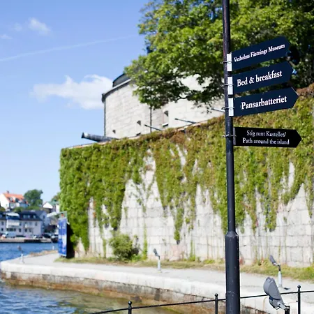 Kastellet Bed & Breakfast-2