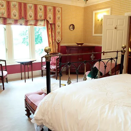 Plas Y Dderwen Bed And Breakfast-3
