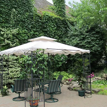 Bedham Hall B&B-3