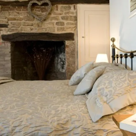 Cathedral View Guest House-2
