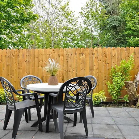 Ash Grove House-3