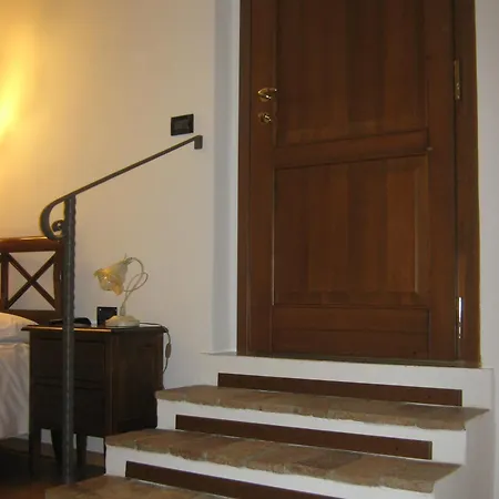 Borghetto Airport/Hospital-2