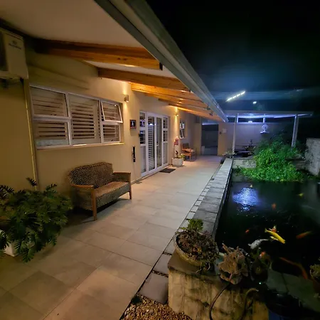 Umhlanga Lodge (Adults Only)-2