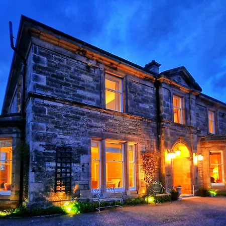 The Pines Guest House-2