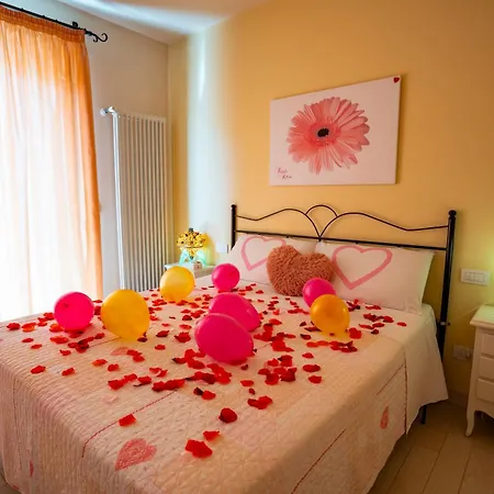 Petali Rosa-3