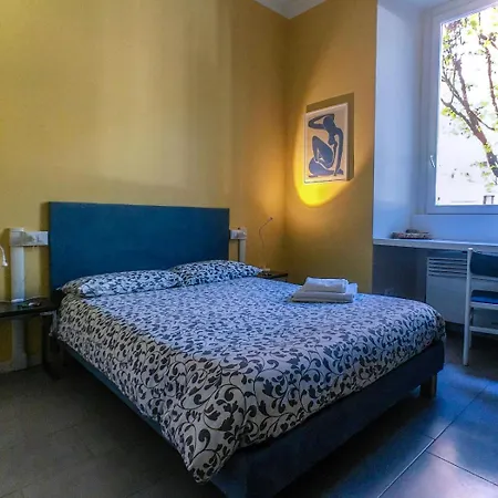 Paola Guest House-2