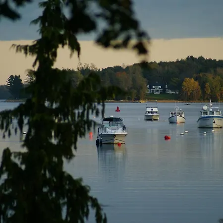 Fisherman'S Daughter B&B-3