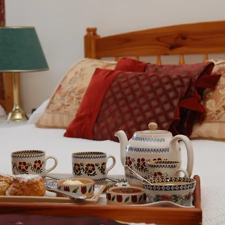 Kilburn House B&B-3