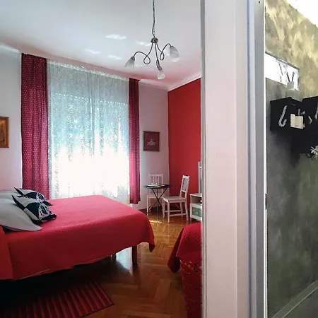 Bed & Chic Bed & Breakfast-3