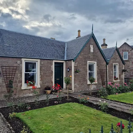 Isla Rose Cottage-3