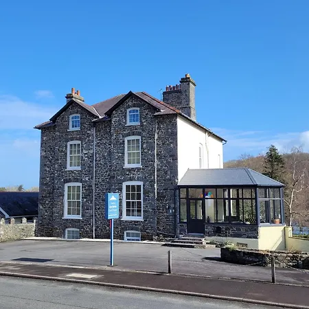 Llys Aeron "The Little Hotel"-2