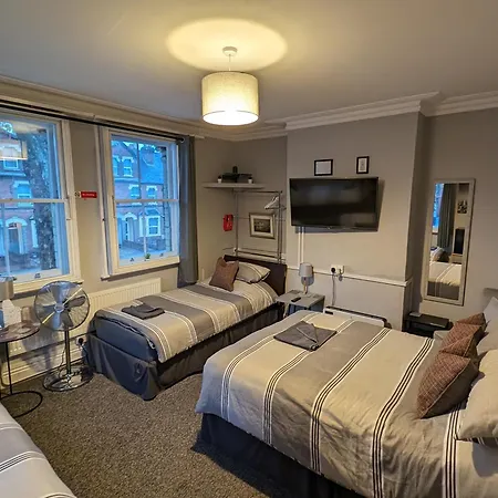 Caversham Lodge-2