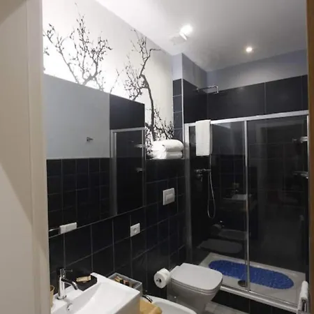 Joyce Room-2