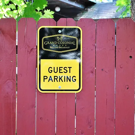 Grand Colonial Bed And Breakfast-2