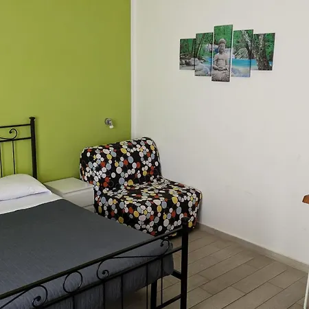 Bonsai Bed & Breakfast-3