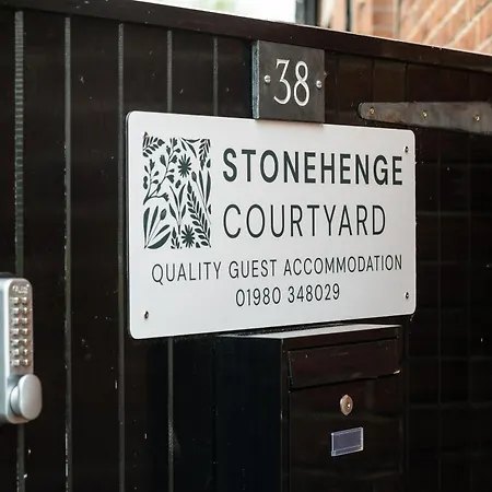 Stonehenge Courtyard-3