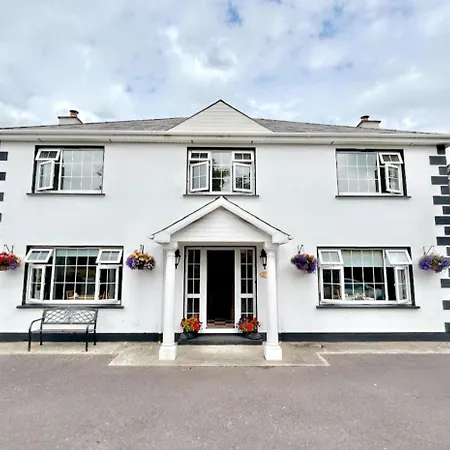 The White House B & B-2