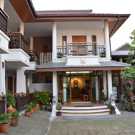 Gordnuea Boutique House-2