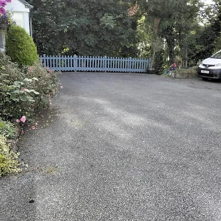 Summat Else B & B-2
